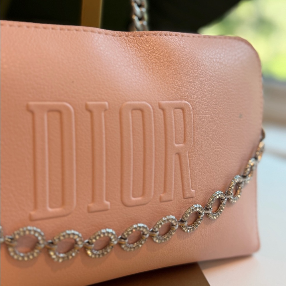 Dior - Picture 7 of 10